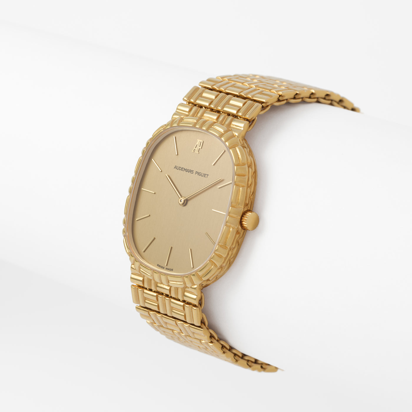 AUDEMARS PIGUET MODEL BA4647/903