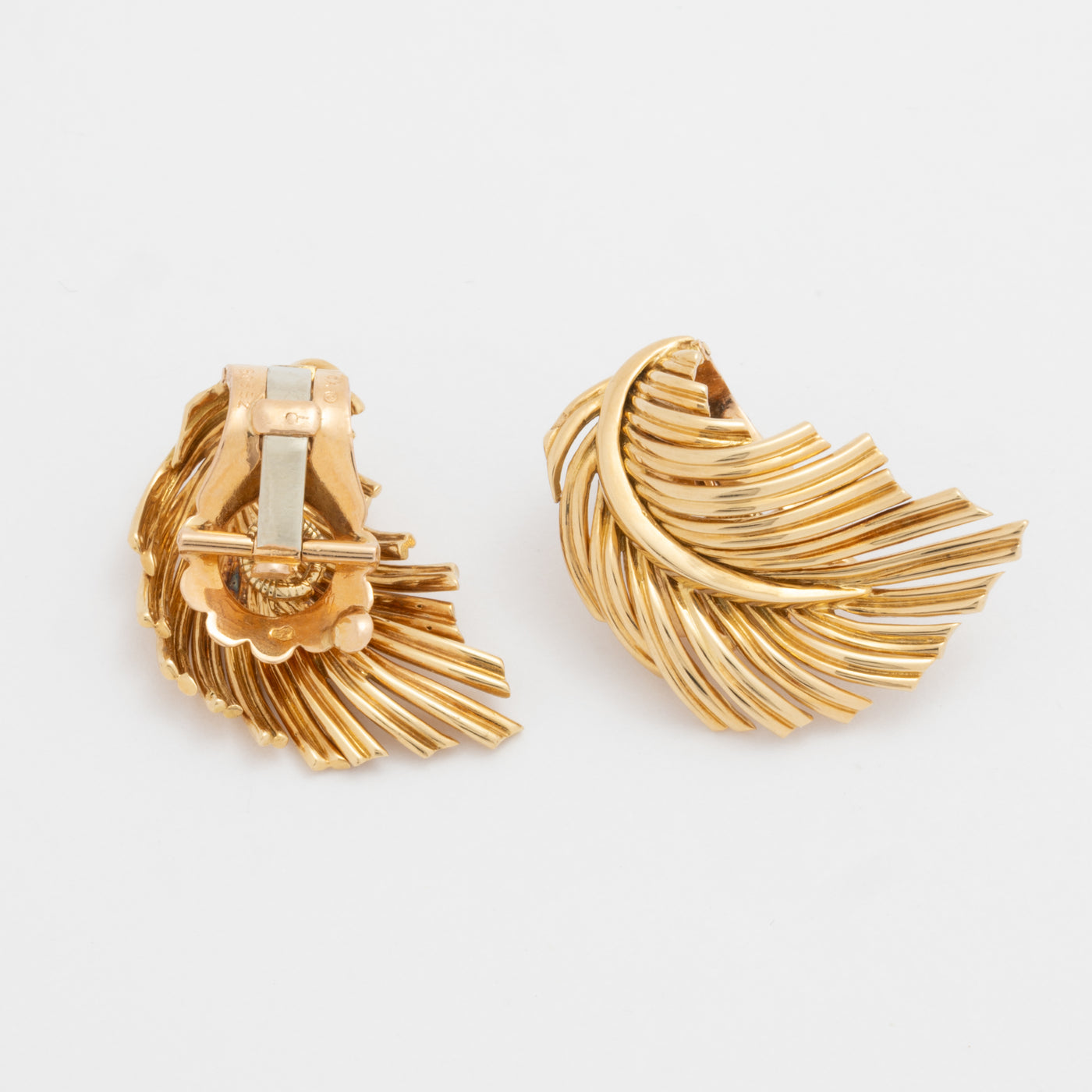 Van Cleef & Arpels Leaf Earrings