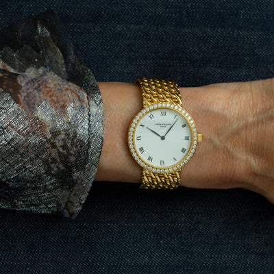 PATEK PHILIPPE CALATRAVA MODEL 3993/17 18 KARAT YELLOW GOLD AND DIAMONDS