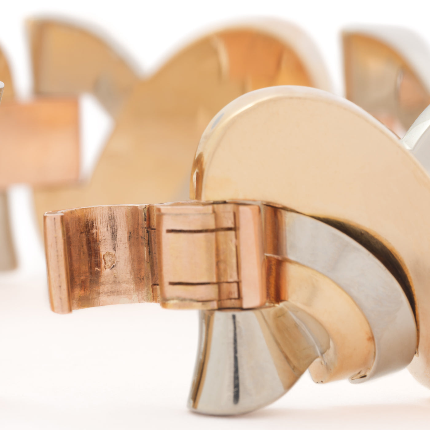 RETRO RIBBON SCROOL BRACELET