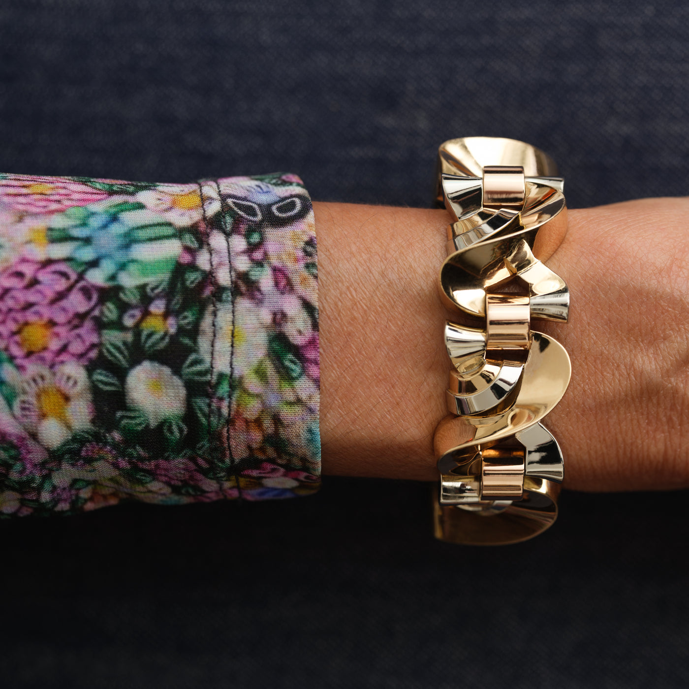 RETRO RIBBON SCROOL BRACELET
