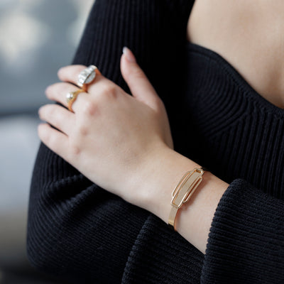 18K ROSE GOLD HERMÈS BANGLE