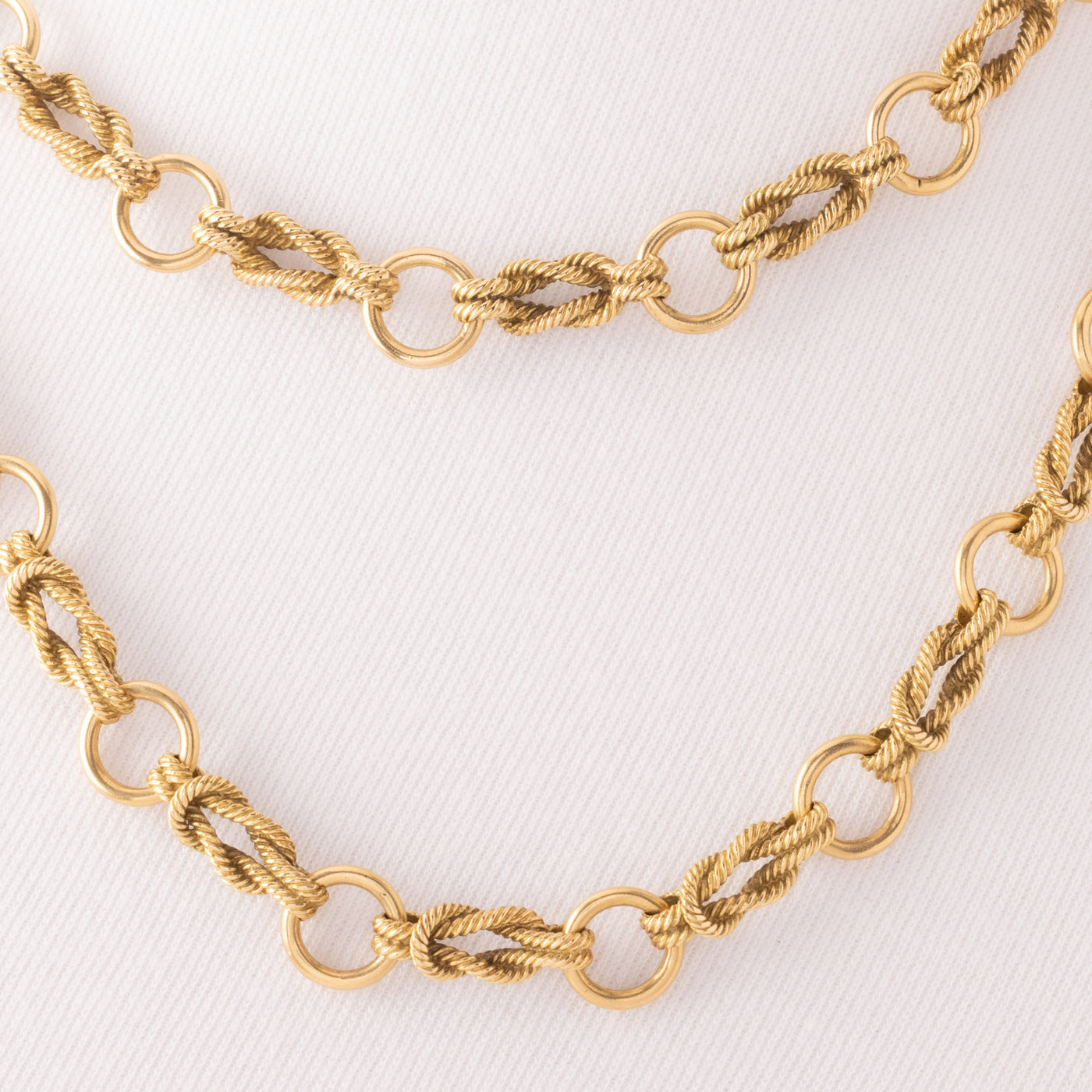 VINTAGE HERMÈS 18 KARAT YELLOW GOLD NAUTICAL LINK LONG CHAIN