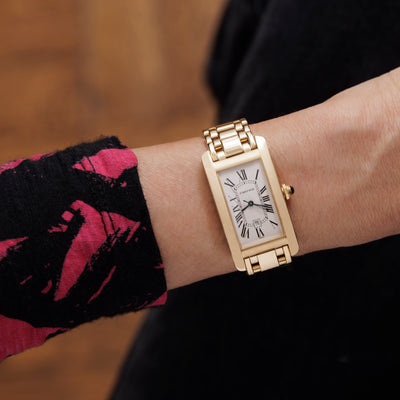 CARTIER TANK AMÉRICAINE WITH DATE MODEL W26035K2