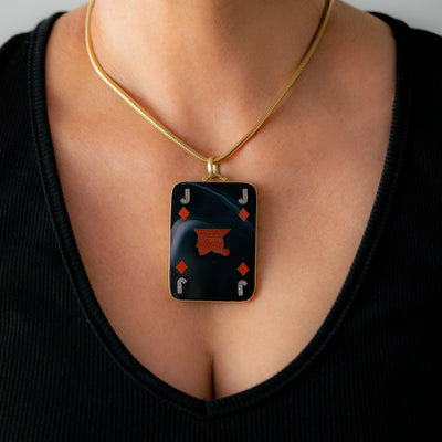 VINTAGE 18K YELLOW GOLD, AGATE, CARNELIAN AND DIAMOND JACK OF DIAMONDS PENDANT c.1970s