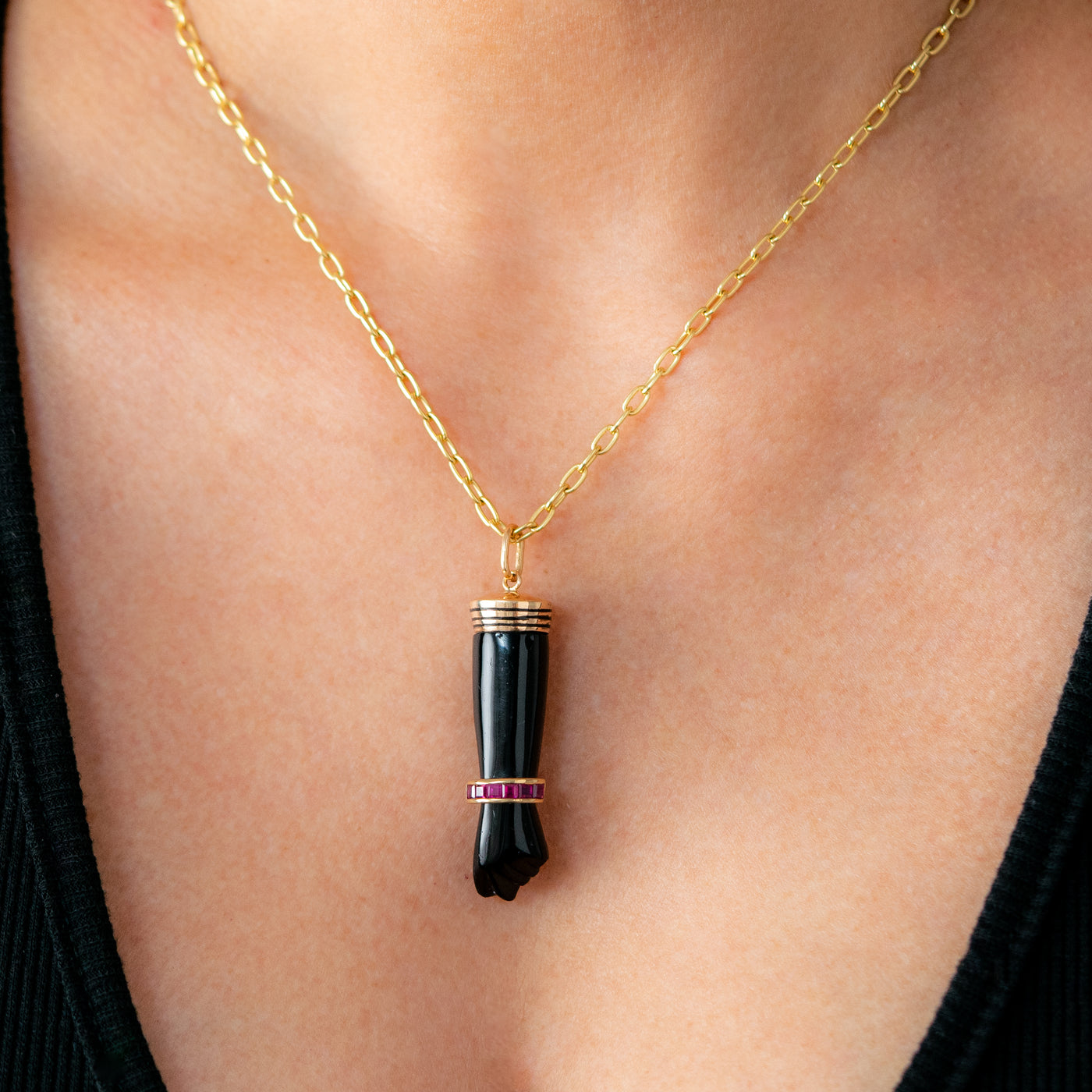 VINTAGE 14K YELLOW GOLD, RUBY AND ONYX FIGA CHARM c.1980s