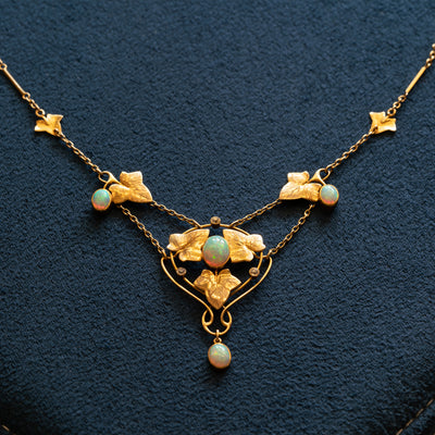 ART NOUVEAU MURRLE BENNET 15K YELLOW GOLD AND AUSTRAILIAN OPAL NECKLACE c.1910