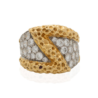 KUTCHINSKY HAND FORGED 18K YELLOW GOLD AND DIAMOND CLUSTER RING