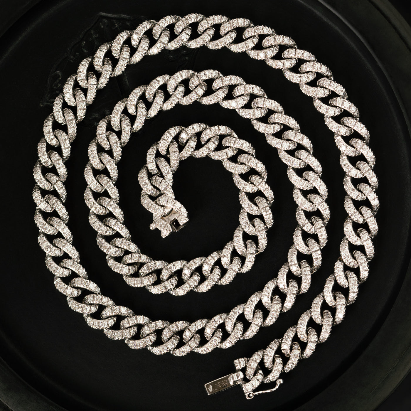 HANS D KRIEGER 18 KARAT WHITE GOLD AND 7 CARAT PAVE DIAMOND CURB CHAIN c.1990s