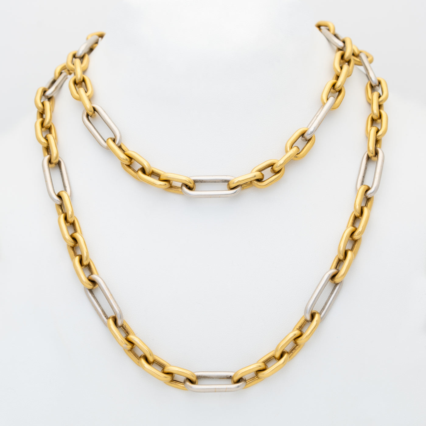 VINTAGE 18K YELLOW AND WHITE GOLD LONG CHAIN c.1980s