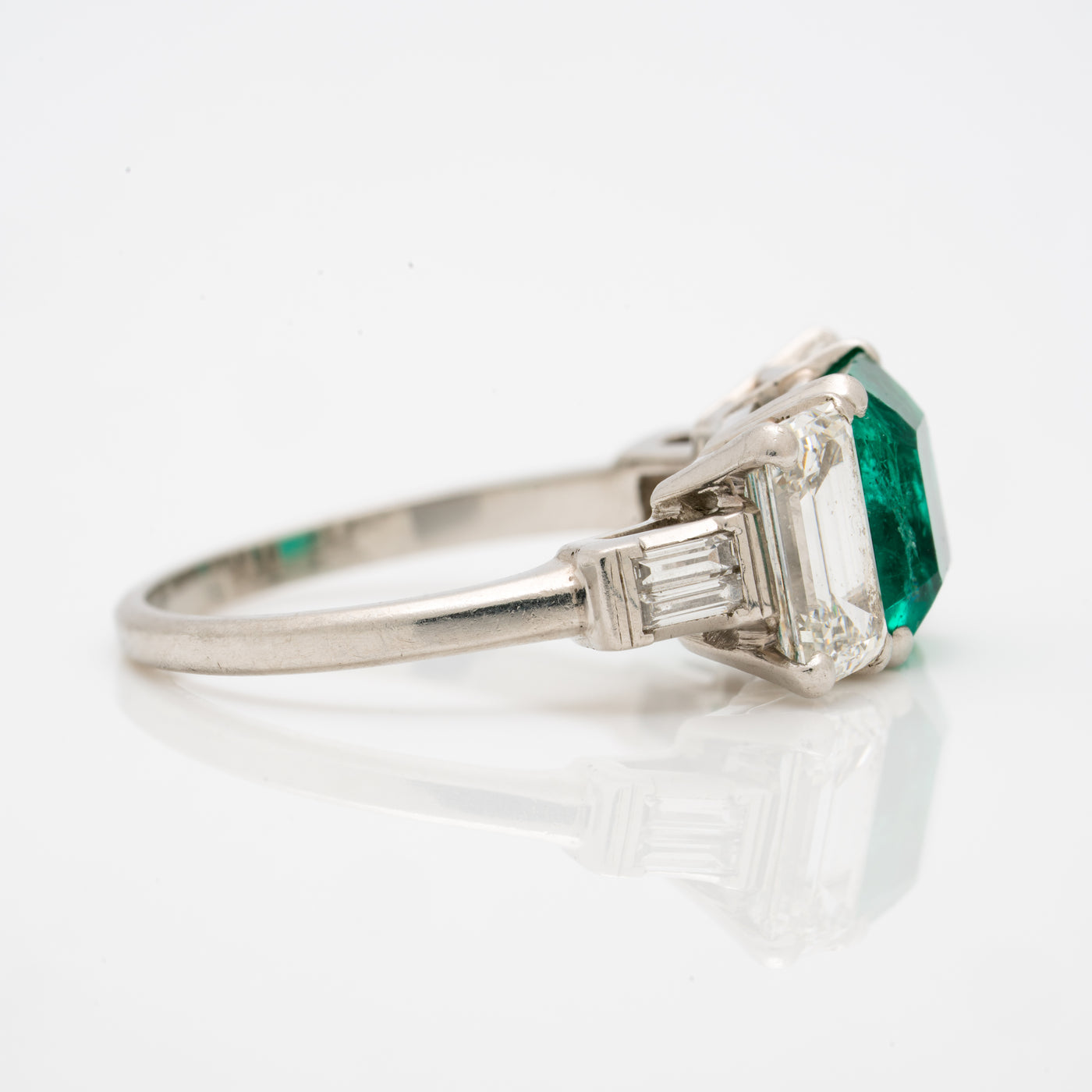 VINTAGE PLATINUM 1.20ct COLOMBIAN EMERALD AND 1.10ct EMERALD CUT DIAMOND RING c.1950s