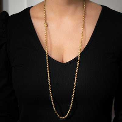 GEORGIAN 18 KARAT YELLOW GOLD and GARNET LONG CHAIN c.1820