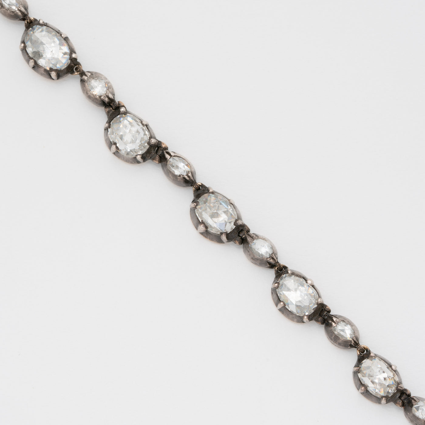19th CENTURY 20 CARAT DIAMOND RIVIÈRE NECKLACE