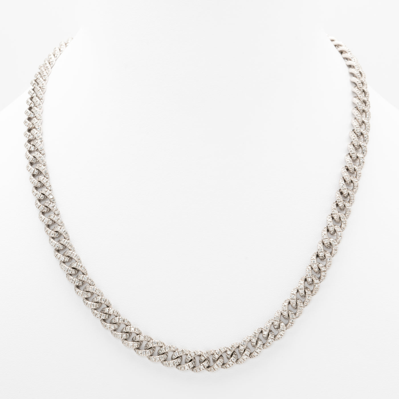 HANS D KRIEGER 18 KARAT WHITE GOLD AND 7 CARAT PAVE DIAMOND CURB CHAIN c.1990s