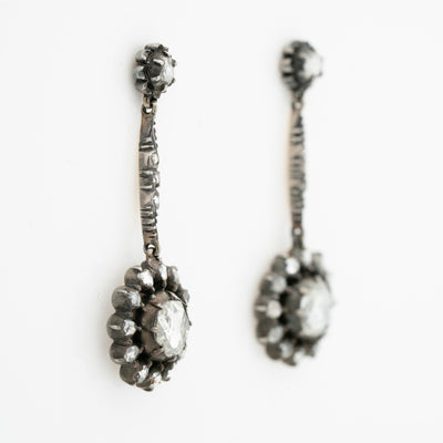 19TH CENTURY SILVER AND GOLD DUTCH 2.50CTS ROSE CUT DIAMOND DROP EARRINGS c.1900
