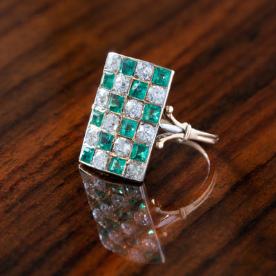 VICTORIAN 18K YELLOW GOLD and 1.8CT OLD EUROPEAN CUT DIAMOND AND 2.0CT COLOMBIAN EMERALD CHECKERBOARD PLAQUE RING c.1900