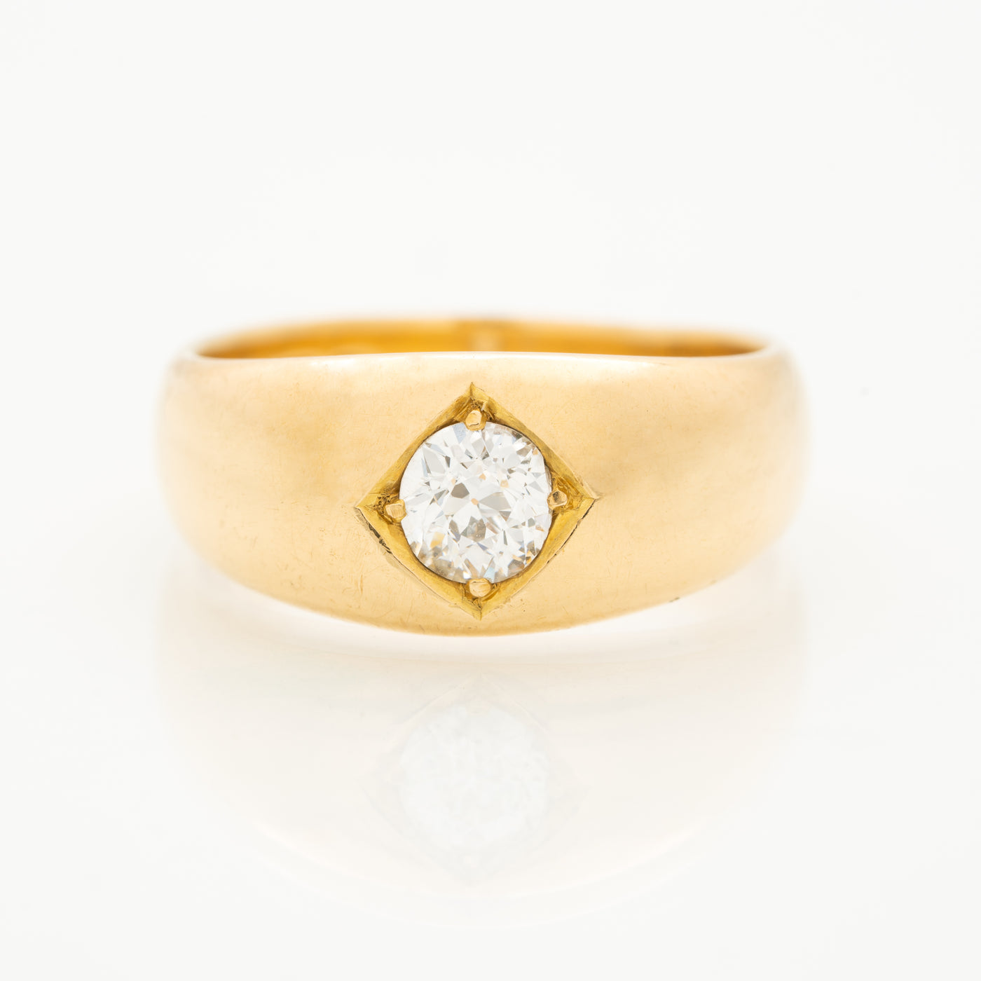 VICTORIAN 18K YELLOW GOLD AND 0.65CTS. OLD EUROPEAN CUT DIAMOND GYPSY RING c.1900