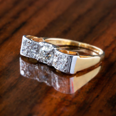 RETRO 18K YELLOW GOLD AND PLATINUM AND 1.50CTS. DIAMOND BOW RING c.1940s