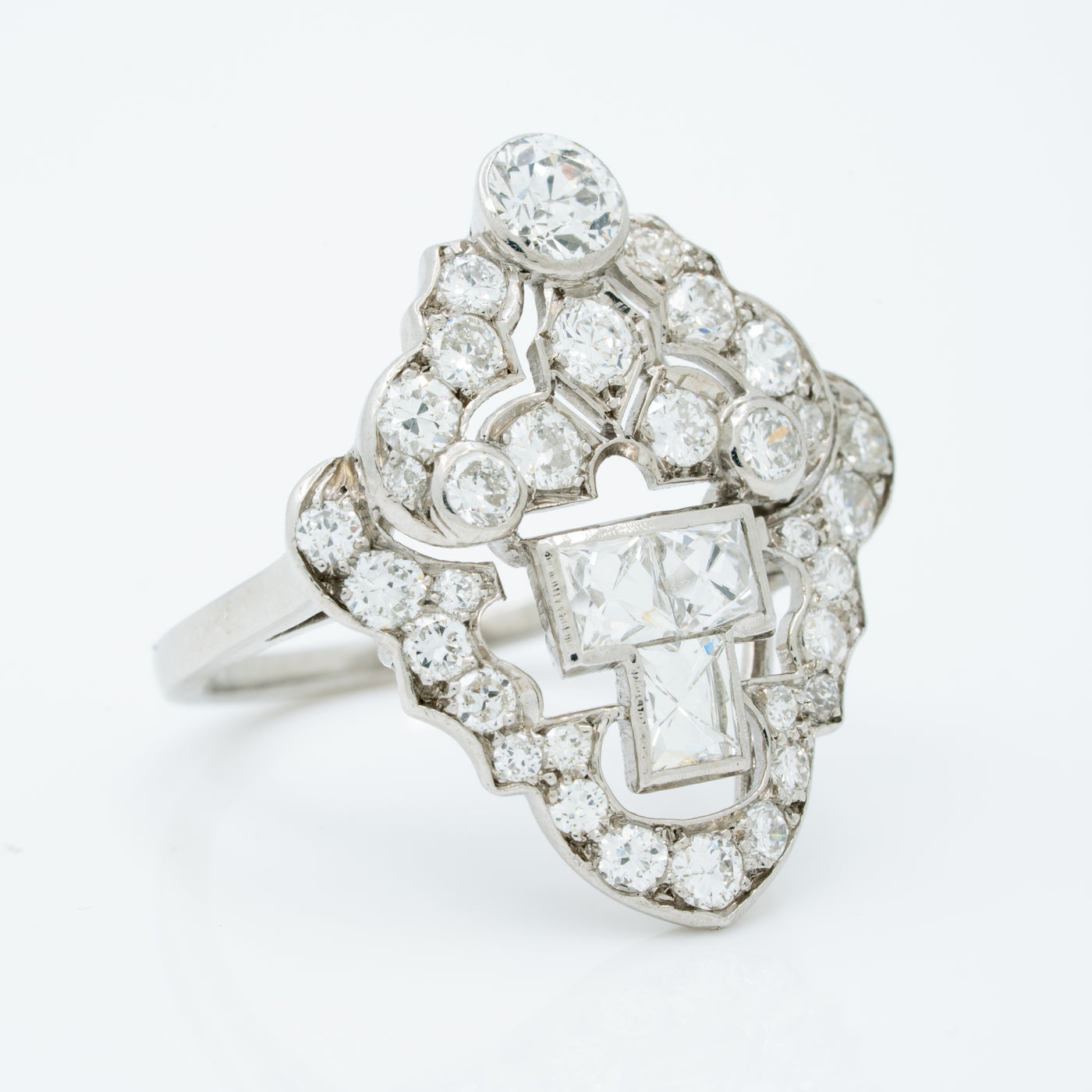 ART DECO PLATINUM AND 3.50CTS OLD EUROPEAN AND FRENCH CUT DIAMOND RING c.1920s