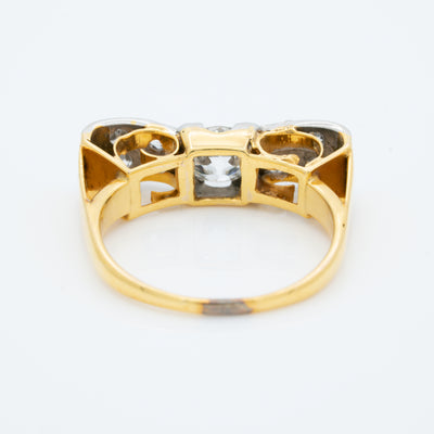 RETRO 18K YELLOW GOLD AND PLATINUM AND 1.50CTS. DIAMOND BOW RING c.1940s