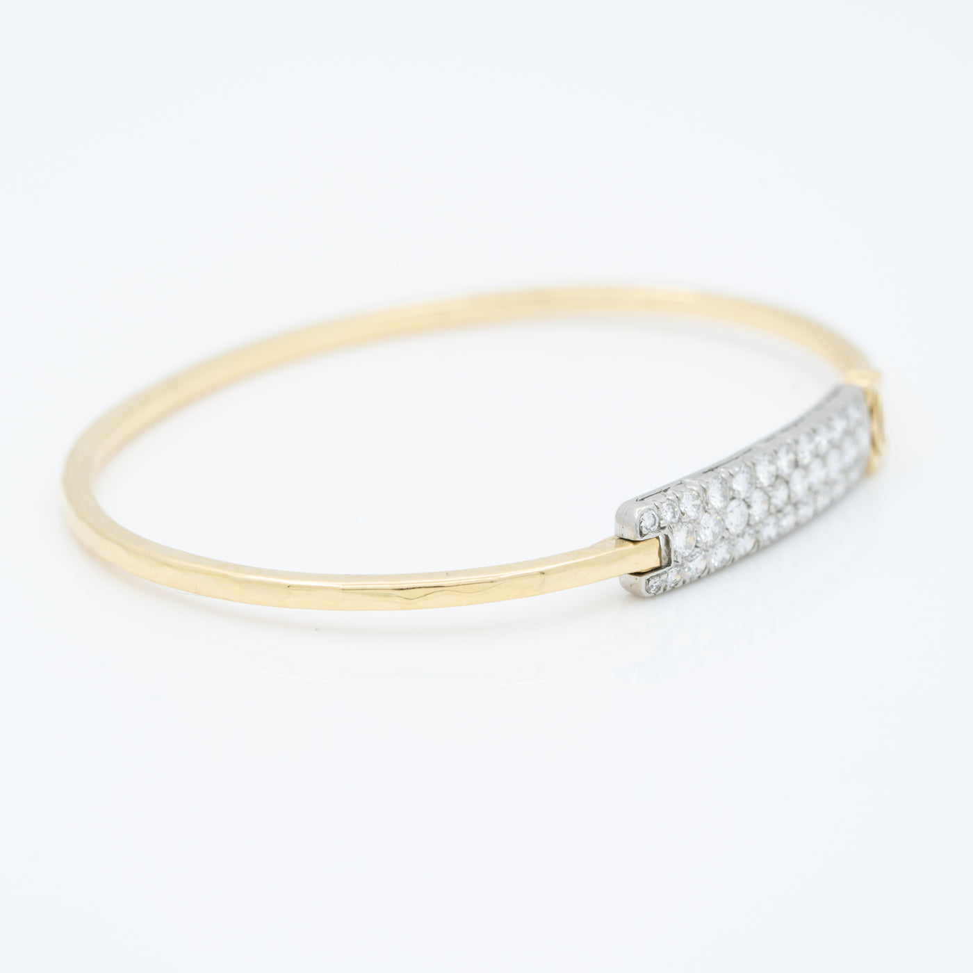 CARTIER 18K YELLOW GOLD 1.20CTS. DIAMOND BANGLE c.1980s