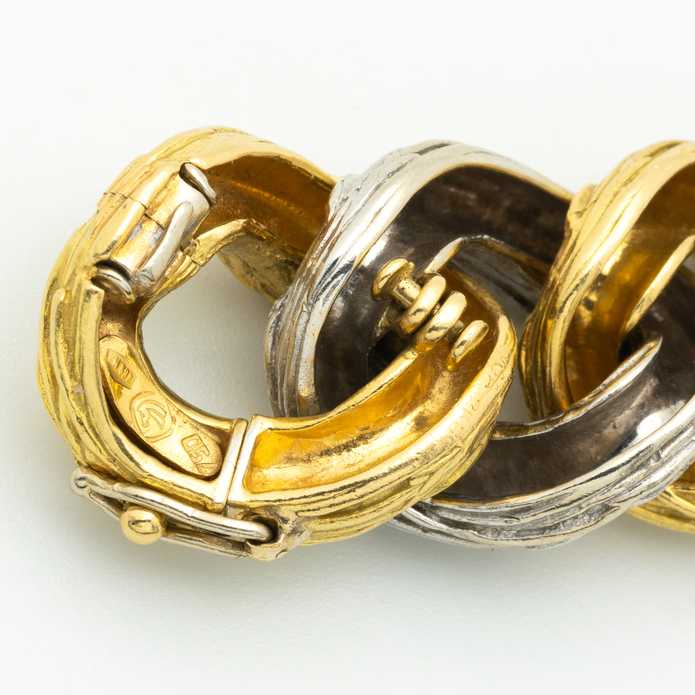 VAN CLEEF AND ARPELS BRACELET c.1960s