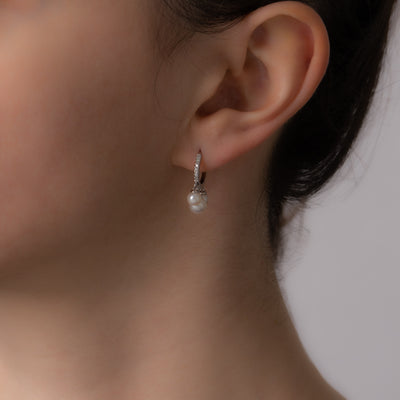 14K PEARL & DIAMOND HUGGIE EARRINGS
