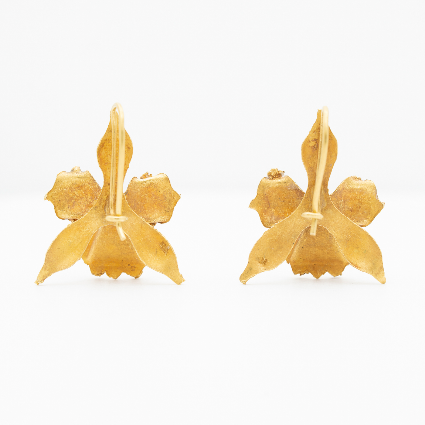 VICTORIAN 18K YELLOW GOLD, CATTLEYA ORCHID GOLD AND PEARL EARRINGS c.1880s